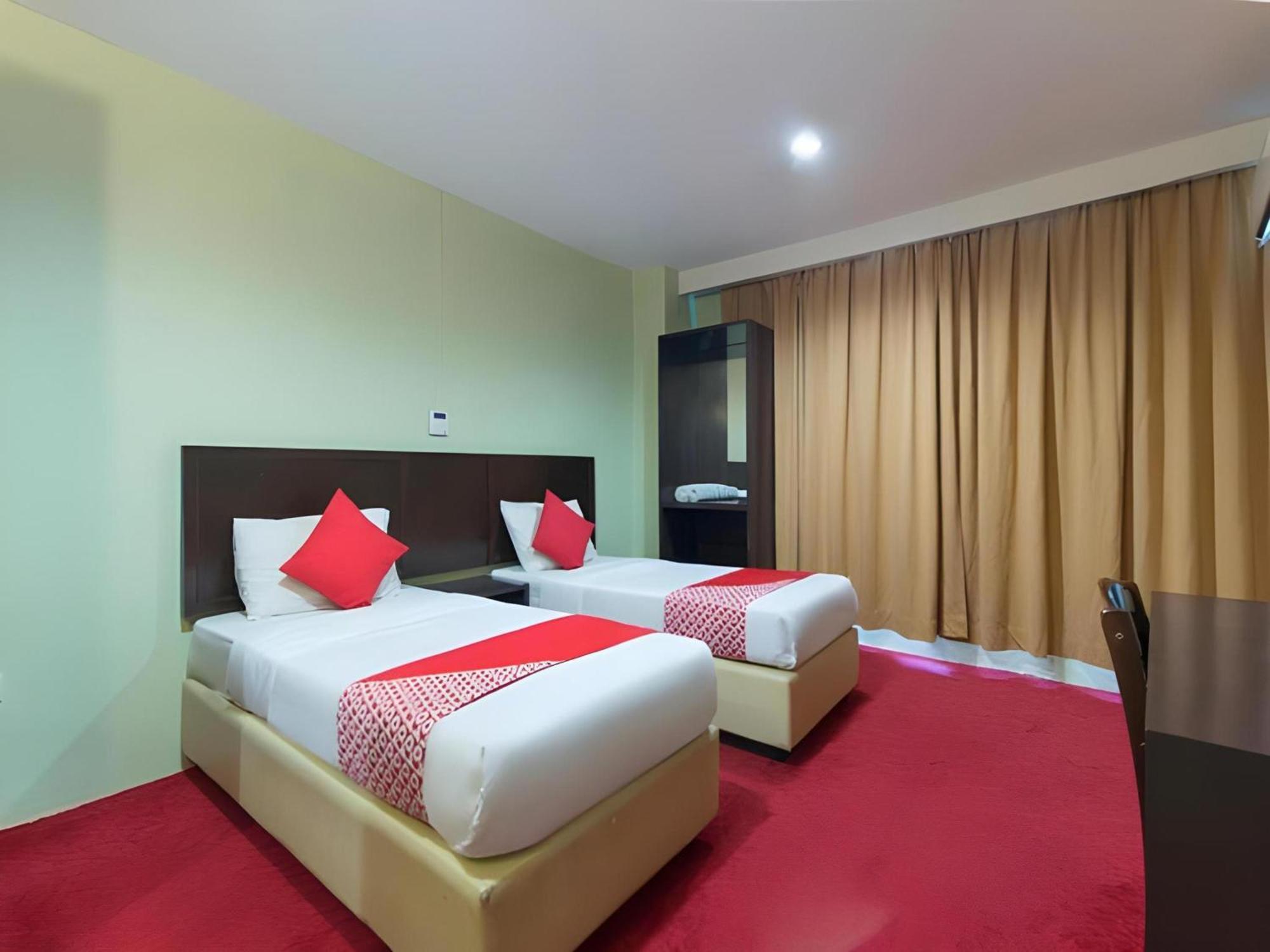 Amani Hotel Kampong Sungai Ramal Dalam Exterior foto